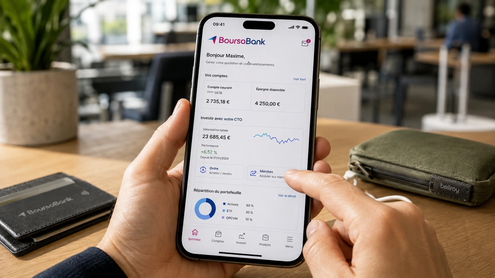 Photographie éditoriale illustrant « Plus cohérent pour un client banque en ligne »